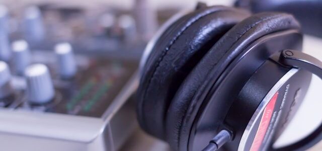 DJ